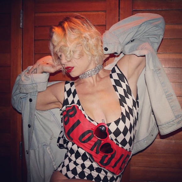 Meet your Posher, Shanna - Picture 2 of 8